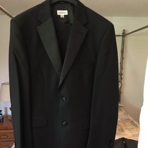 Tuxedo-Calvin Klein Size-Medium, Color-Black